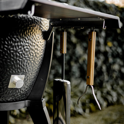 Monolith Avantgarde Classic Kamado Grill With Cart