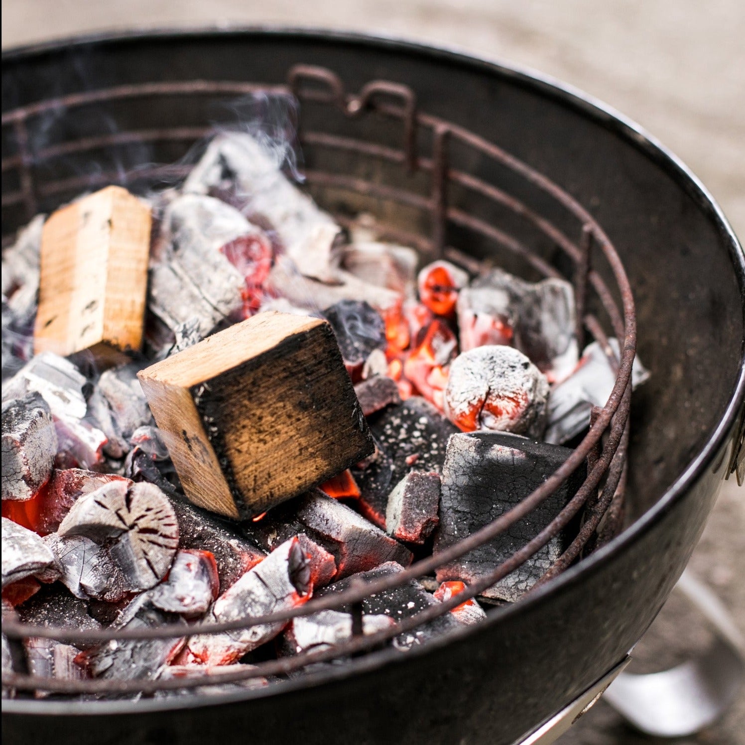 ProQ Smoking Wood Chunks - Black Box BBQ