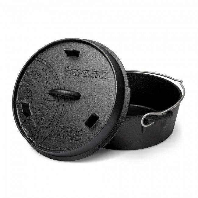 Petromax Dutch Oven FT 4.5-T (Flat Base) - Black Box BBQ